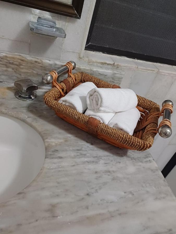 Chambre Lits Jumeaux avec Salle de Bains Privative