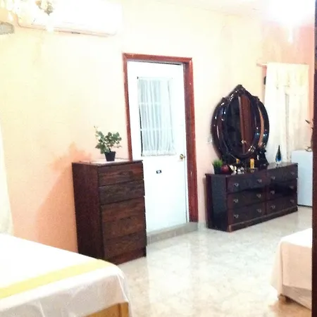 Mansion Giahn Bed & Breakfast-2